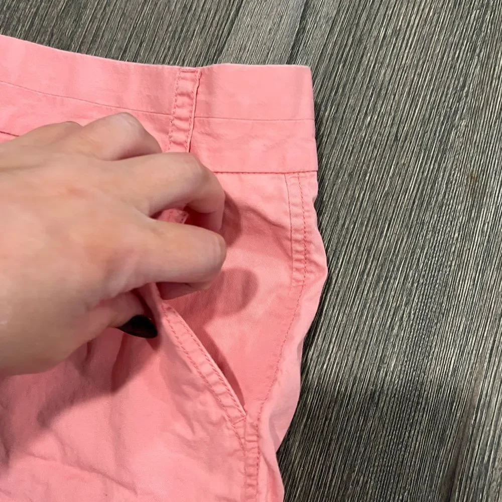 J. Crew Chino Broken-In Shorts Flat Front Hook & Eye Zip Fly Cotton Pink Size 2
